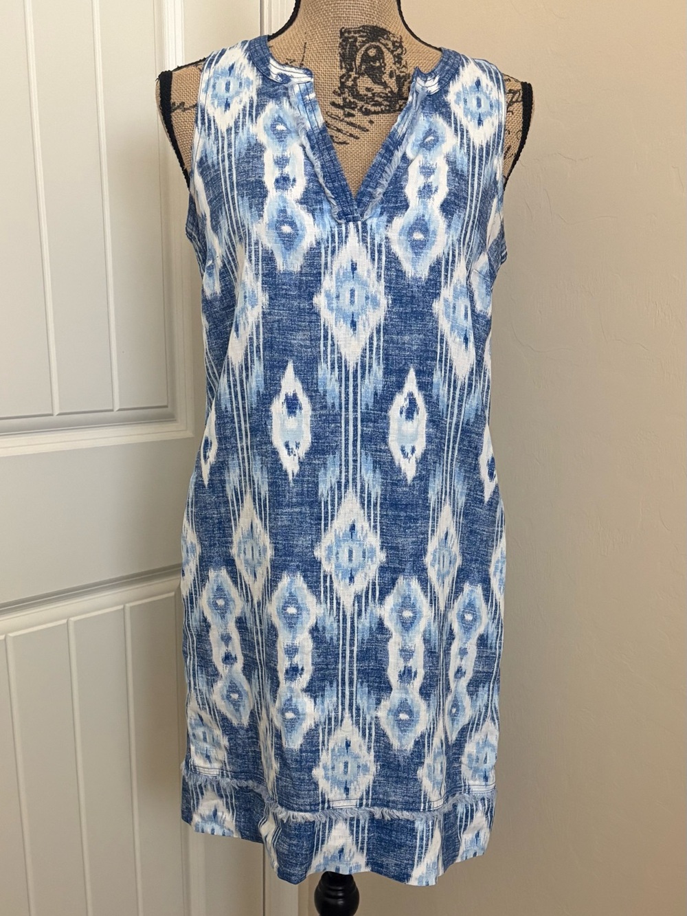 Tommy Bahama Island Ikat Blue & White Print Sleeveless Linen Shift Dress